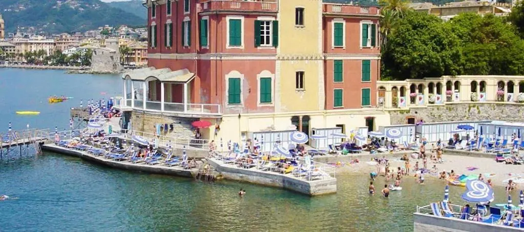 La Romantica Rapallo 0*,  Italia